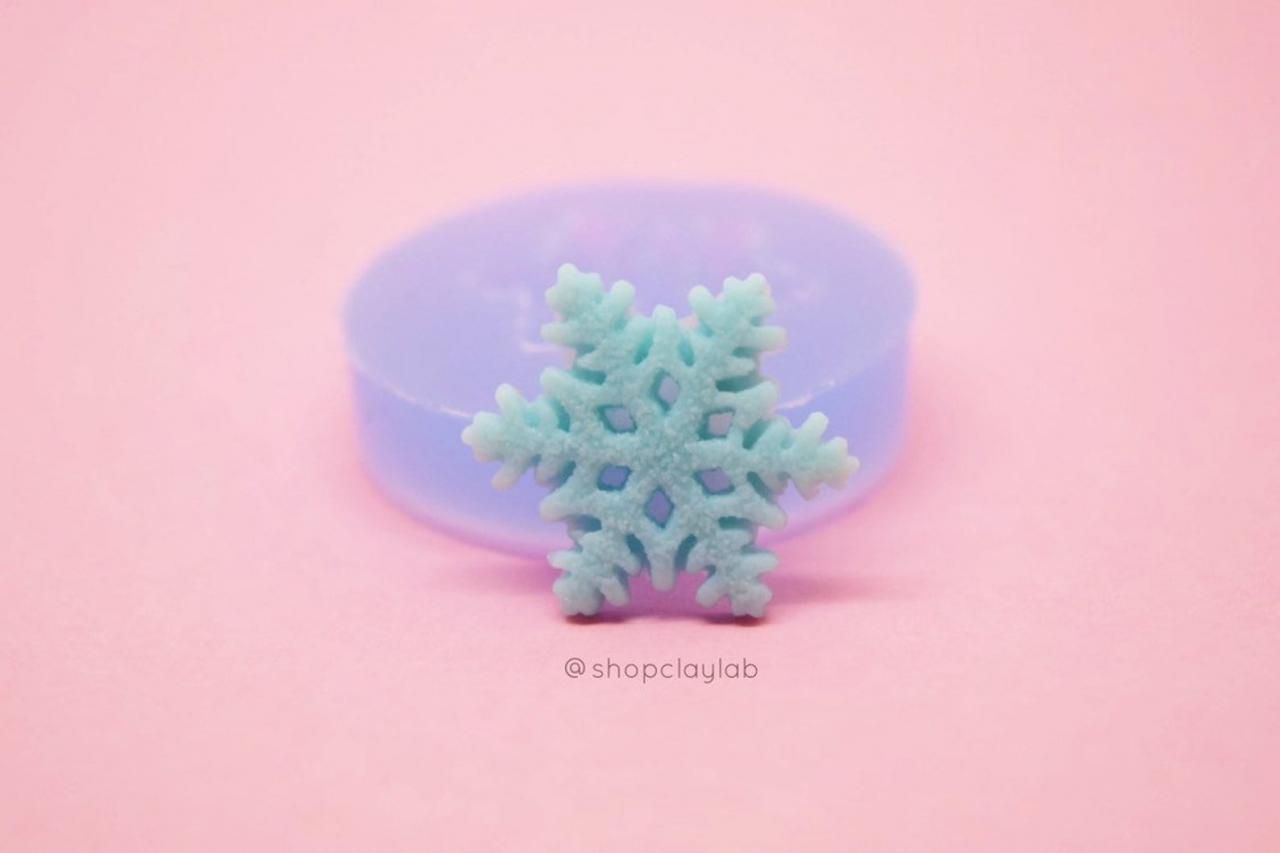 Miniature Winter Snow Flake Silicone Mold| Flexible Polymer Clay Push Mold| Resin Mould| Kawaii Decoden